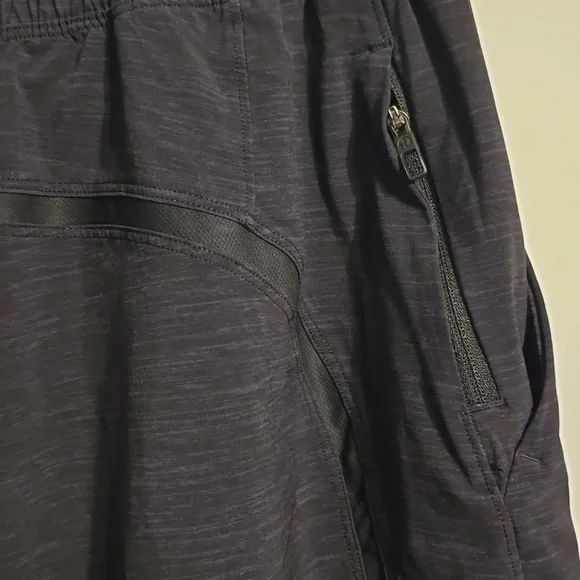 Lululemon Pace Breaker Short Mens Large Black Linerless Running LM7ABOS Athletic - Picture 6 of 9